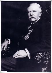 1910 Henry Banks