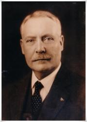 1926 William S. Richardson